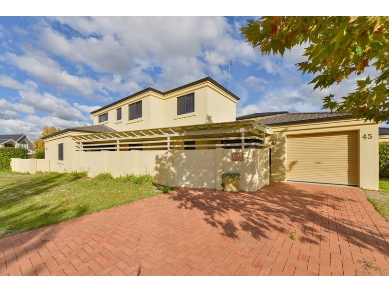 1/45 The Grange, Tamworth NSW 2340