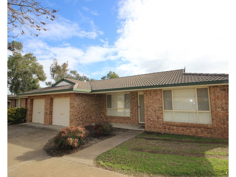 1 and 2/24 Nancy Street, Tamworth NSW 2340
