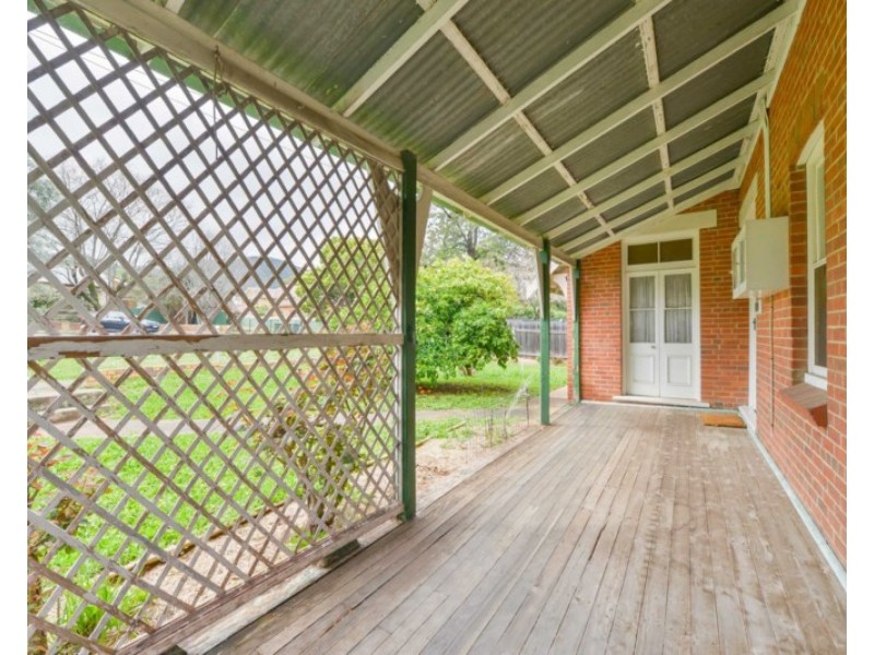 107 Carthage Street, Tamworth NSW 2340