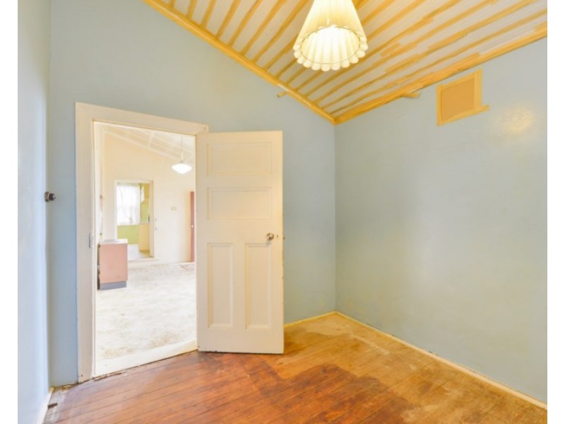 107 Carthage Street, Tamworth NSW 2340