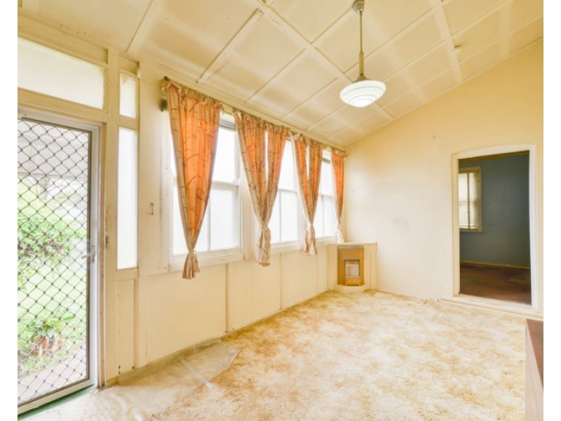 107 Carthage Street, Tamworth NSW 2340