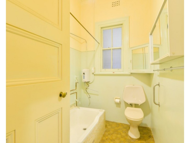 107 Carthage Street, Tamworth NSW 2340