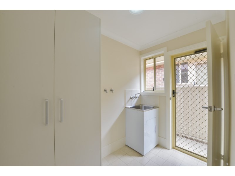 6B Iris Close, Kootingal NSW 2352