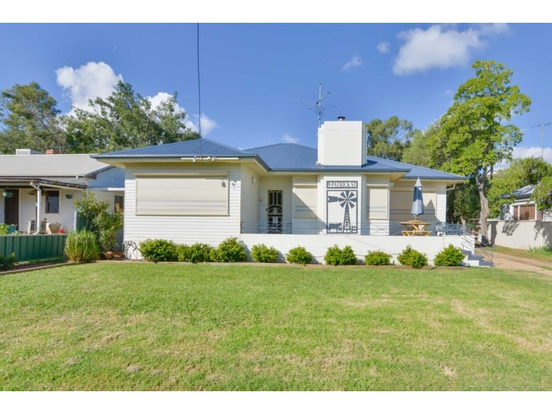 9 Patrick Street, Tamworth NSW 2340