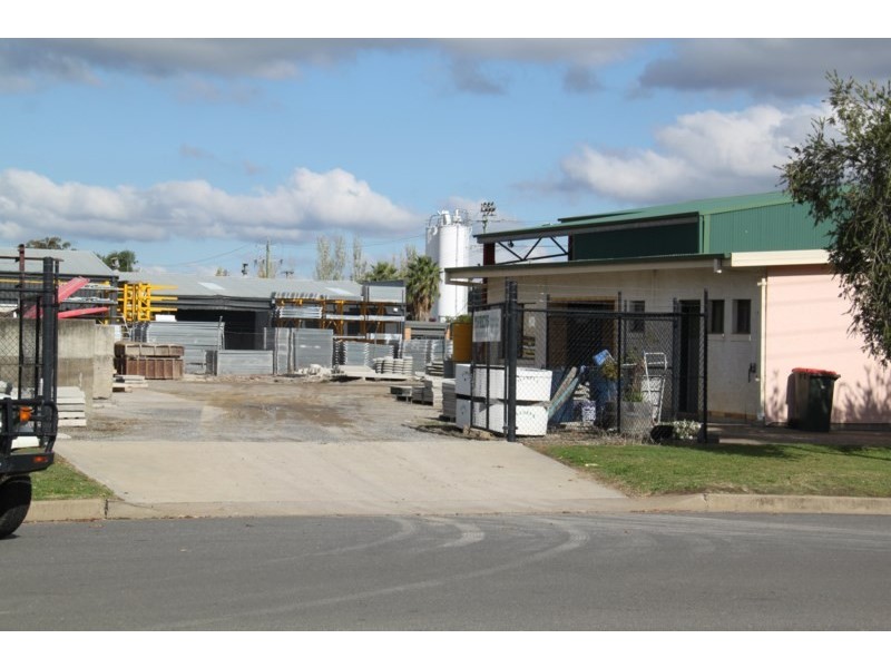 14-16 Lockheed Street, Tamworth NSW 2340