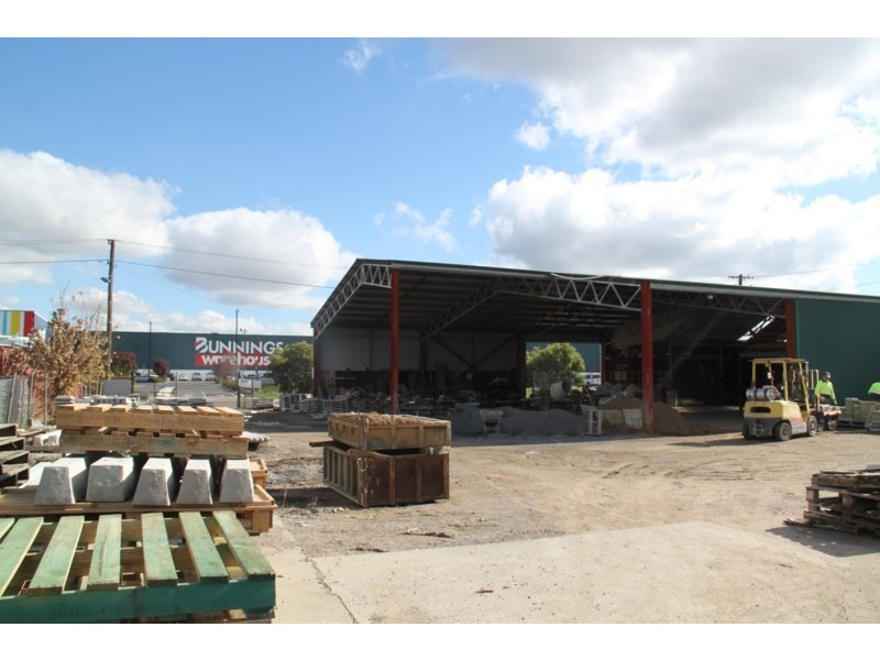 14-16 Lockheed Street, Tamworth NSW 2340