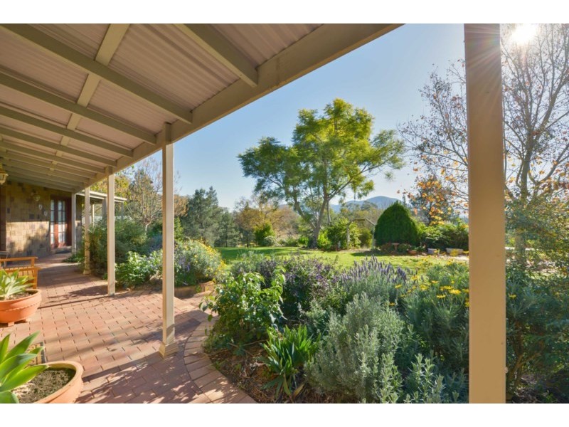 122 Wyndham Close, Tamworth NSW 2340