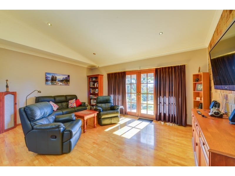 122 Wyndham Close, Tamworth NSW 2340