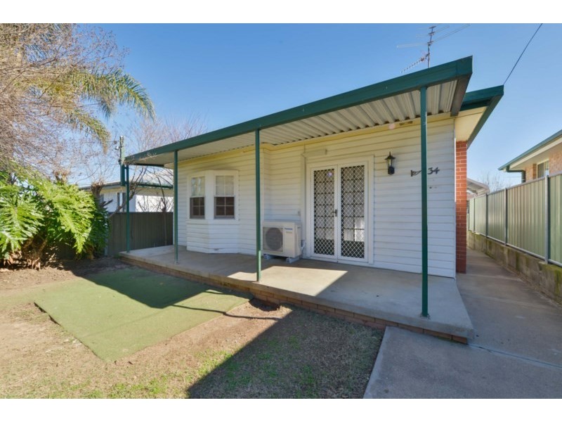 34 Hunt Street, Tamworth NSW 2340