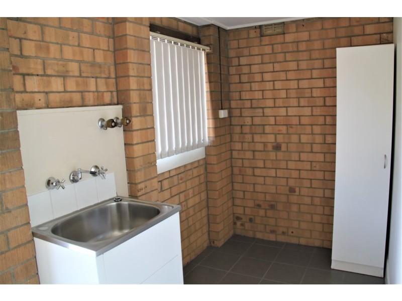 42 Jill Street, Tamworth NSW 2340