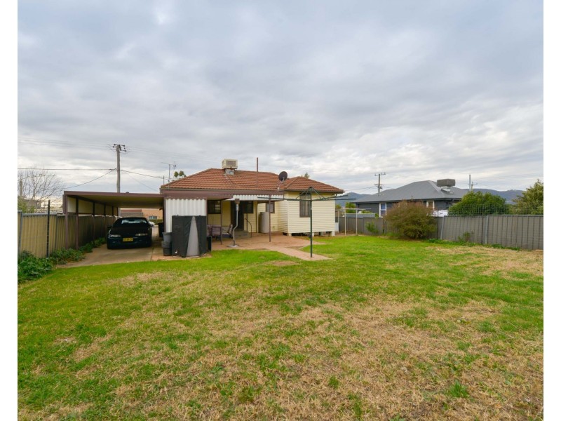 51A Robert Street, Tamworth NSW 2340