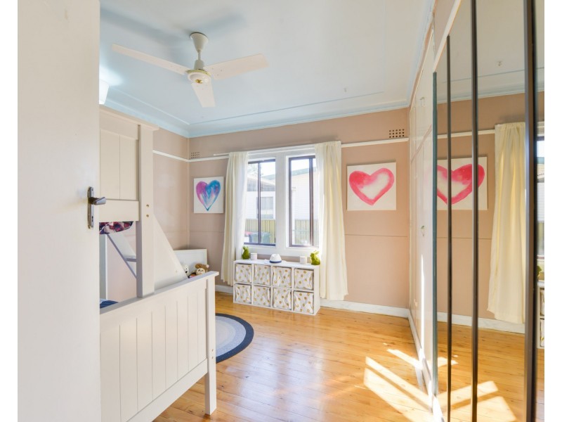 12 Joan Street, Tamworth NSW 2340