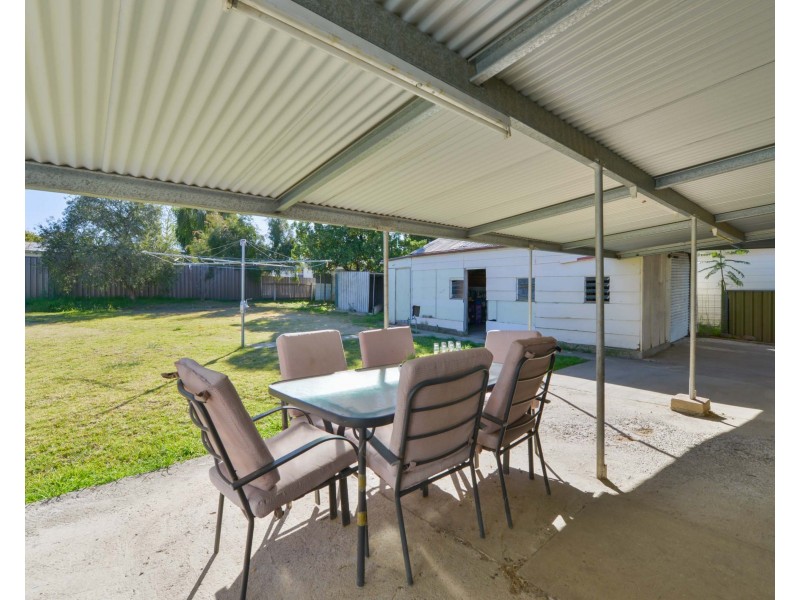 12 Joan Street, Tamworth NSW 2340