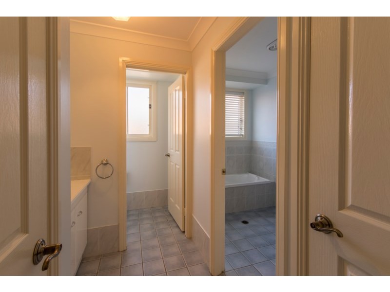 33 Morilla Street, Tamworth NSW 2340