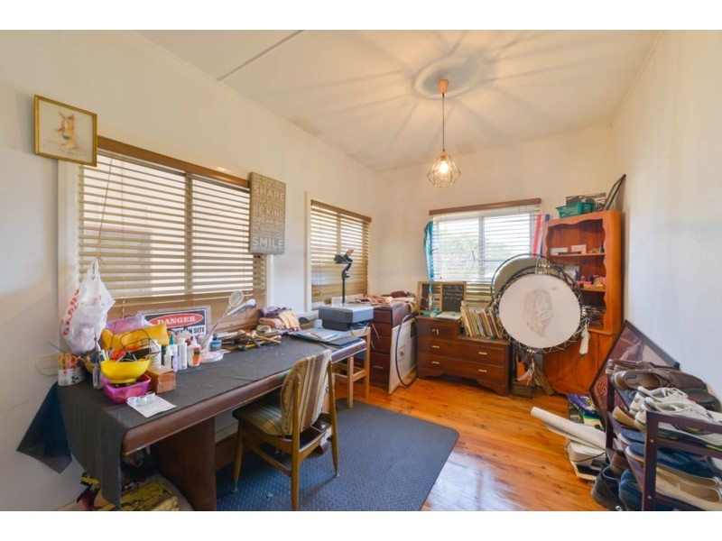 33 Edgeroy Street, Tamworth NSW 2340