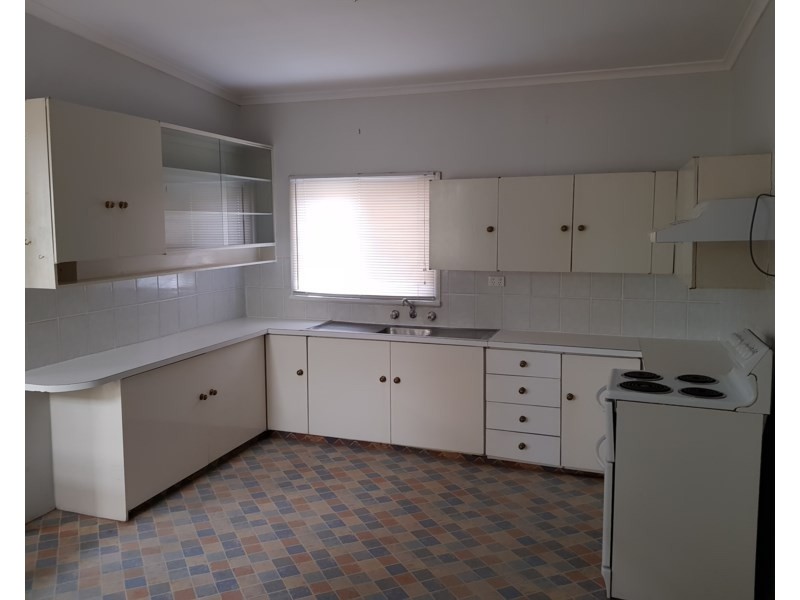 14 Terry Street, Tamworth NSW 2340