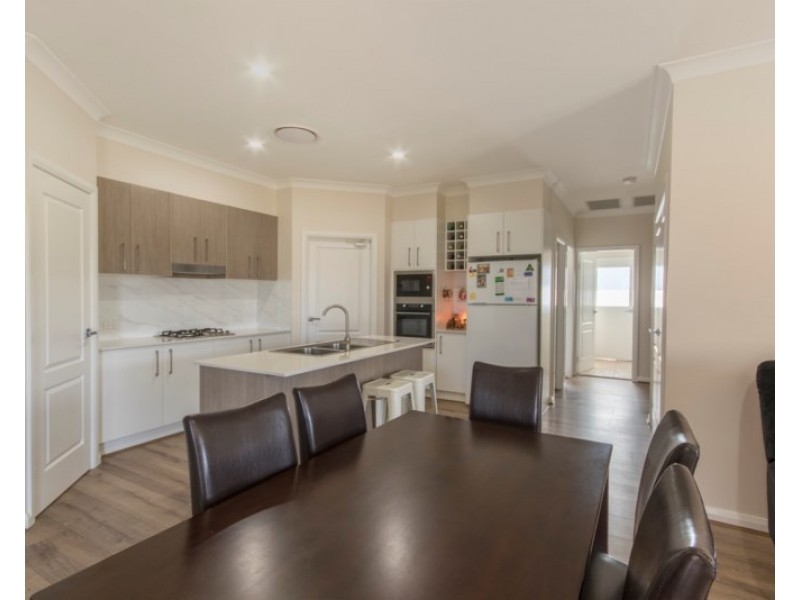 5 Faringdon Street, Tamworth NSW 2340