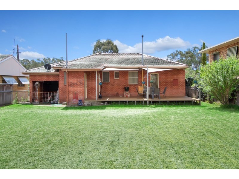 104 Kent Street, Tamworth NSW 2340