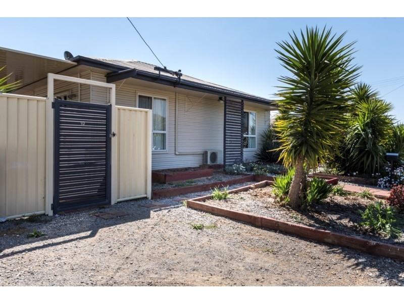 19 Diane Street, Tamworth NSW 2340