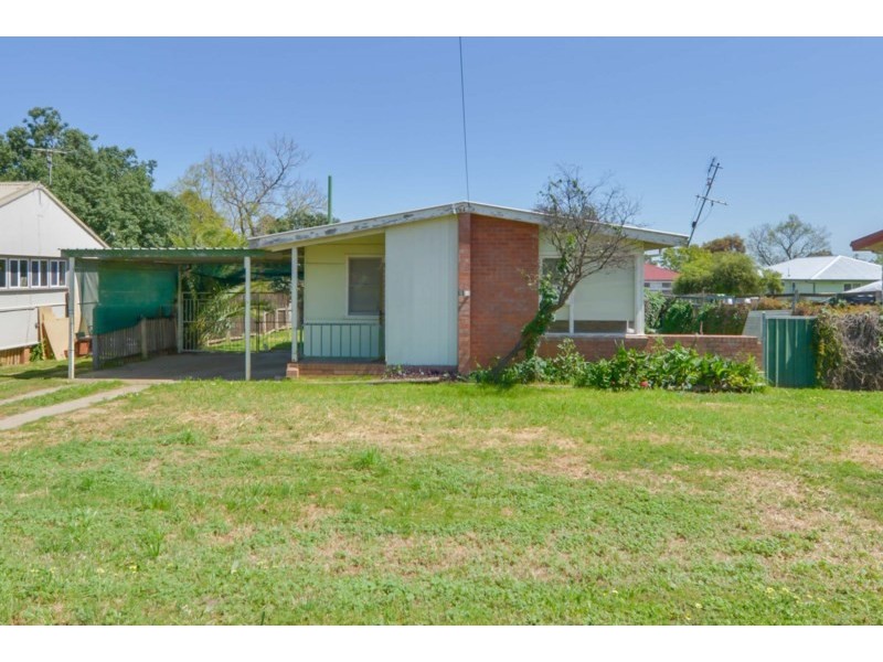 96 Susanne Street, Tamworth NSW 2340