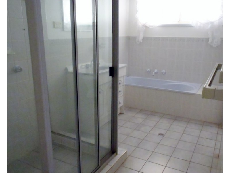 26 Brooklyn Park Road, Kootingal NSW 2352