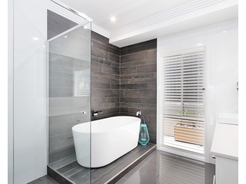 21 Conimbla Crescent, Tamworth NSW 2340