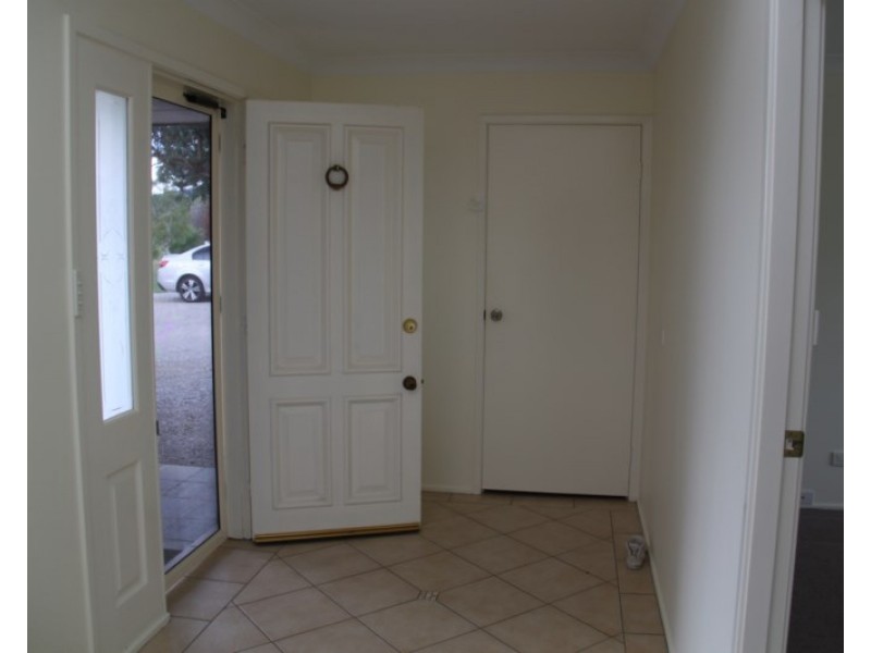 91 Fiona Drive, Tamworth NSW 2340