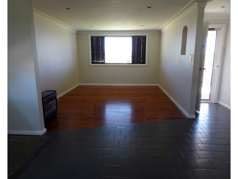 150 Flinders Street, Westdale NSW 2340