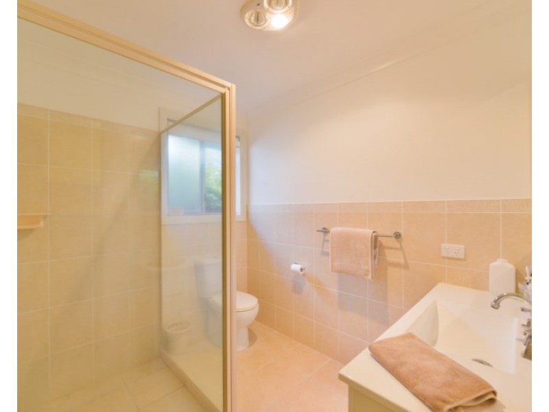 77 The Heights, Tamworth NSW 2340