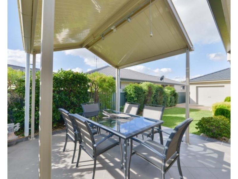 77 The Heights, Tamworth NSW 2340