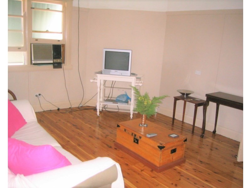 96 Denison Street, Tamworth NSW 2340