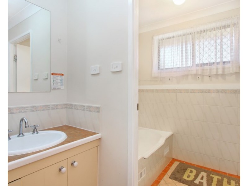 10 Windhover Crescent, Calala NSW 2340