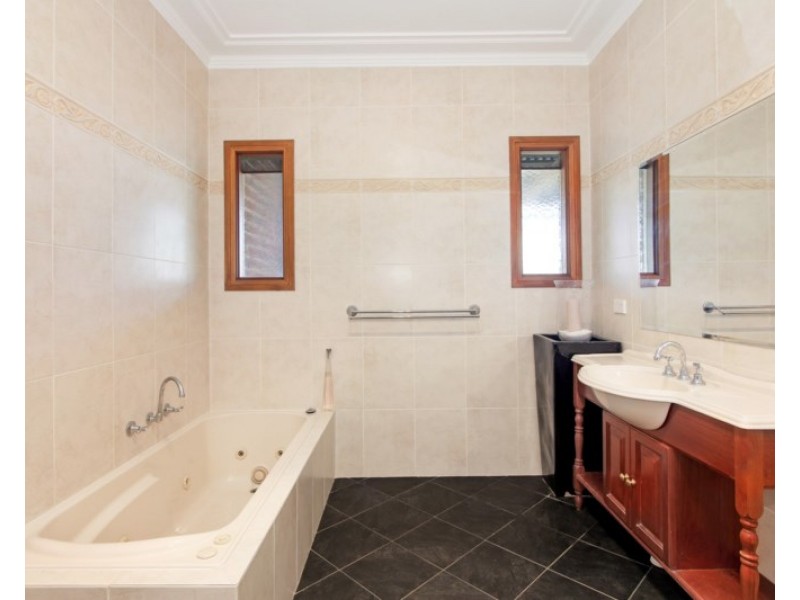 151 Calala Lane, Calala NSW 2340