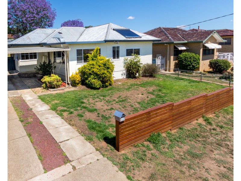 49 Phillip Street, Tamworth NSW 2340