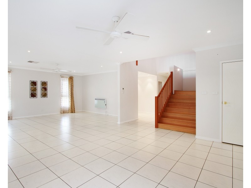 33 Flagstaff Road, Tamworth NSW 2340