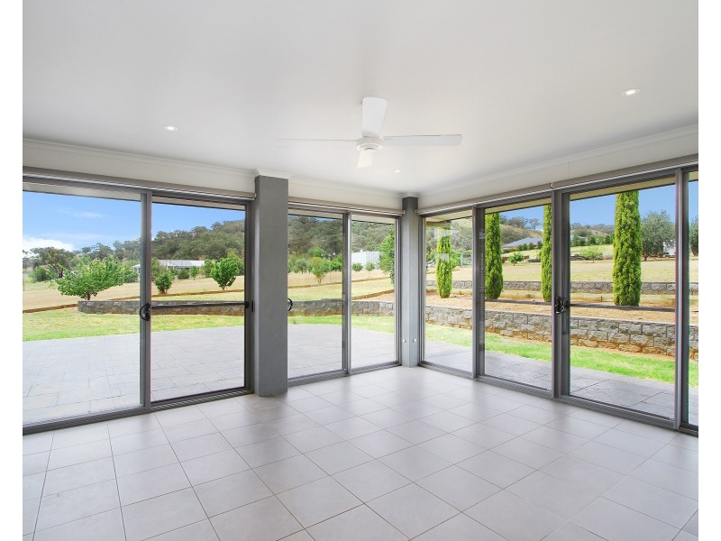 33 Flagstaff Road, Tamworth NSW 2340