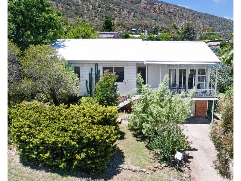 53 Hall Street, Tamworth NSW 2340