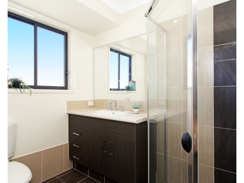 5 Kaputar Close, North Tamworth NSW 2340