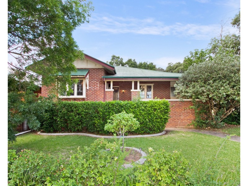 92 Upper Street, Tamworth NSW 2340