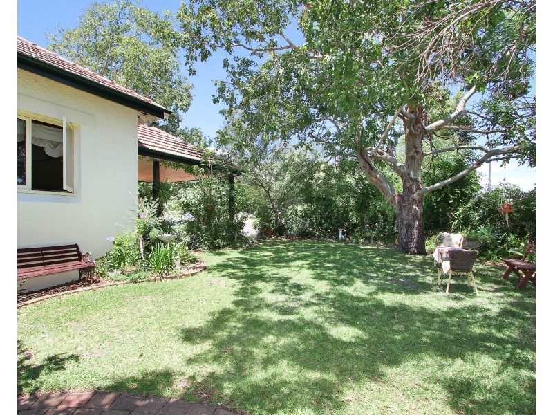 136 Napier Street, Tamworth NSW 2340
