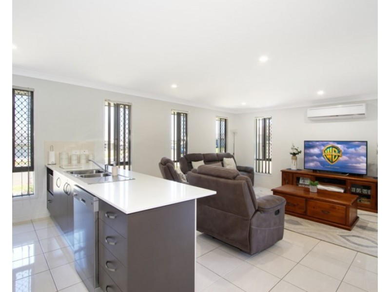 66 Tulipwood Crescent, Tamworth NSW 2340