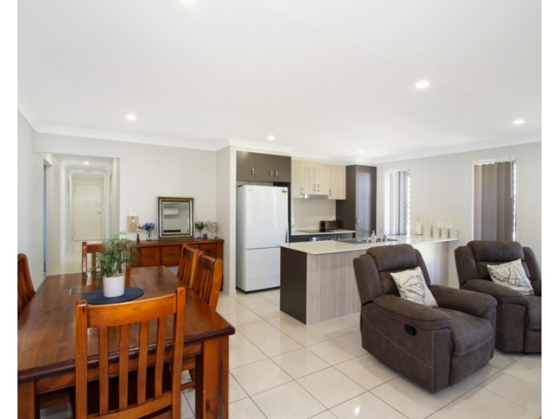 66 Tulipwood Crescent, Tamworth NSW 2340