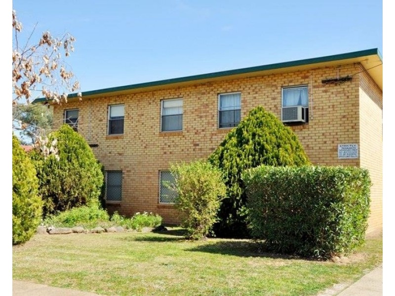 1/15 Diane Street, Tamworth NSW 2340