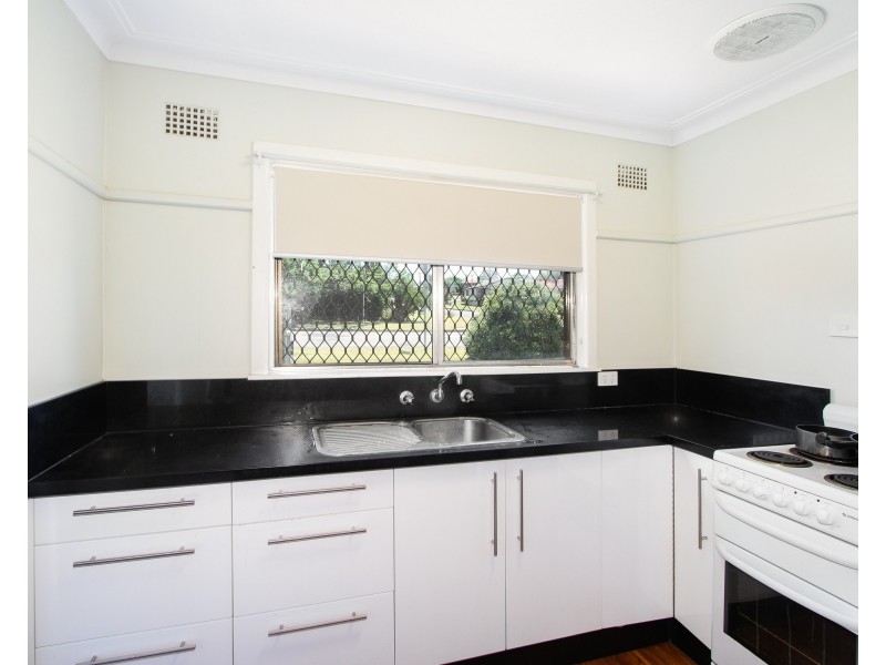 82 Wilburtree Street, Tamworth NSW 2340