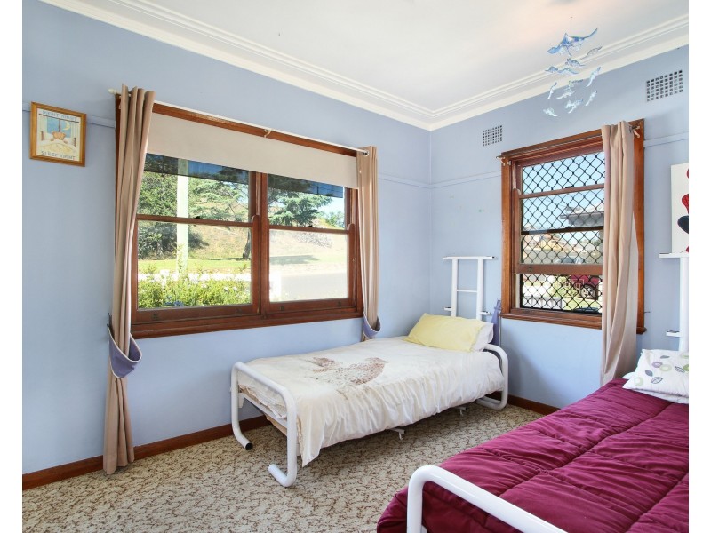 120 Crown Street, Tamworth NSW 2340