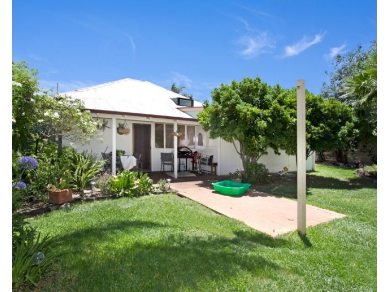 37 Bligh Street, Tamworth NSW 2340