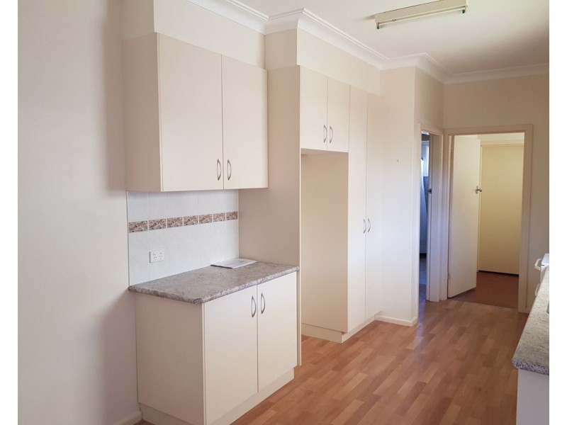 14 Churchill Street, Tamworth NSW 2340