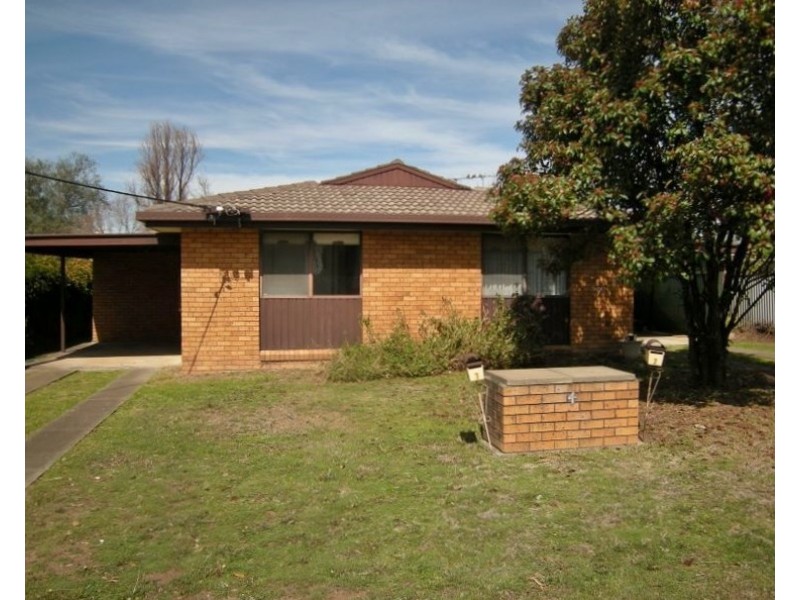 1/4 Burilla Street, Tamworth NSW 2340