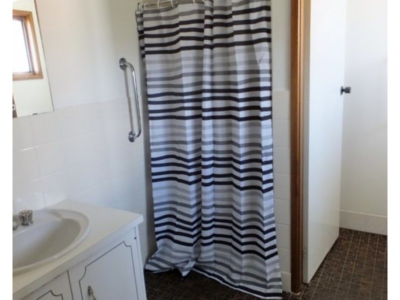 1/4 Burilla Street, Tamworth NSW 2340