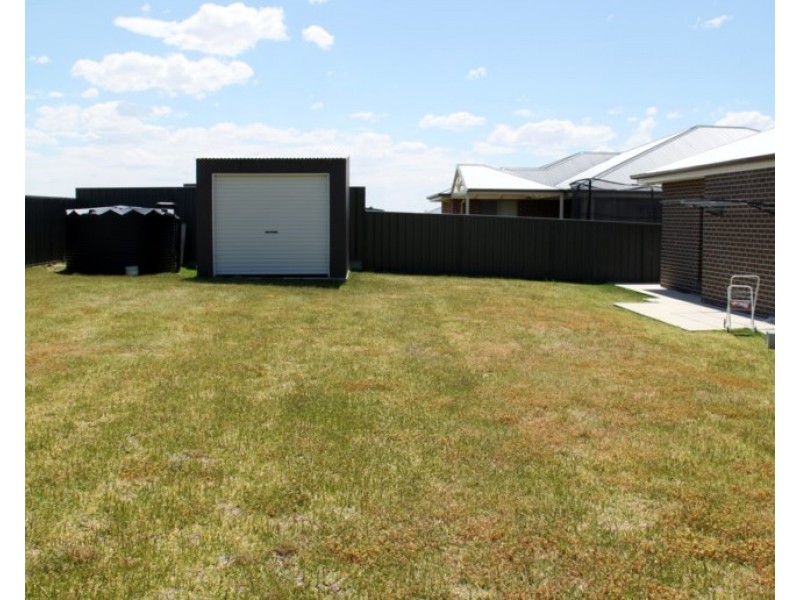 22 Semillon Drive, Tamworth NSW 2340